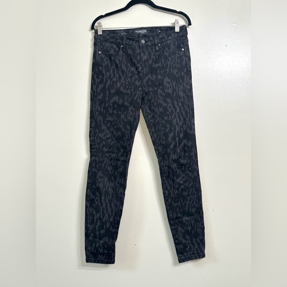 Liverpool “the skinny” Pants Tribal Animal Print Jeans - Picture 9 of 9